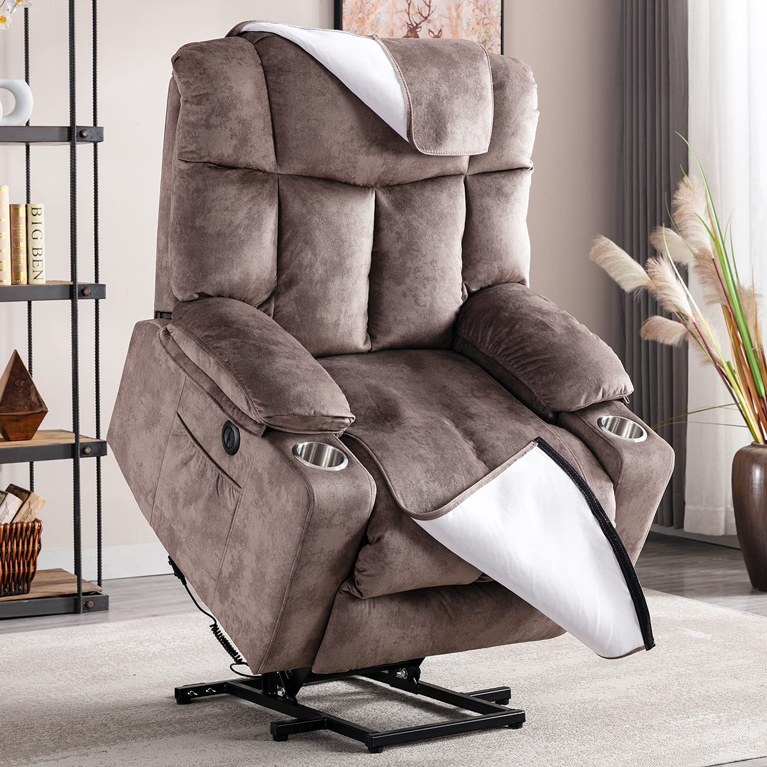 Like new $599.00 Super comfortable power lift chair recliner sleeper