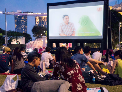 Singapore Outdoor Cinema for movie night thong out with friends
