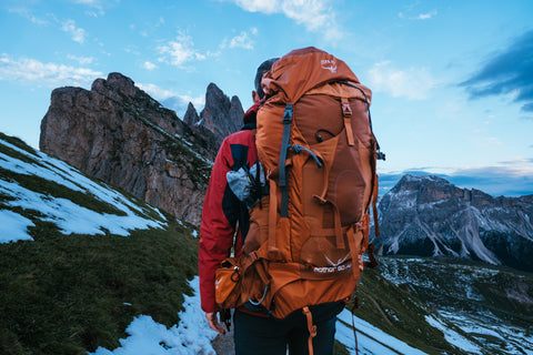 How to deodorize a backpack