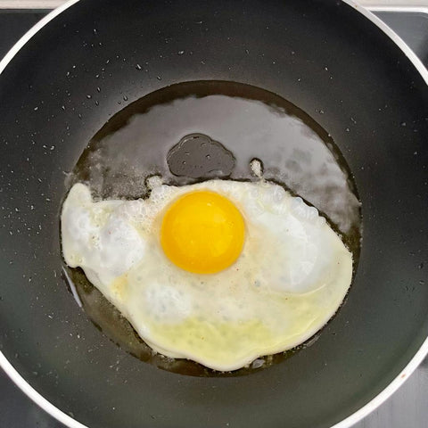 Cómo hacer huevos divorciados