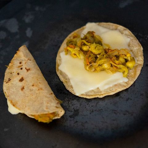 Quesadillas de flor de calabaza