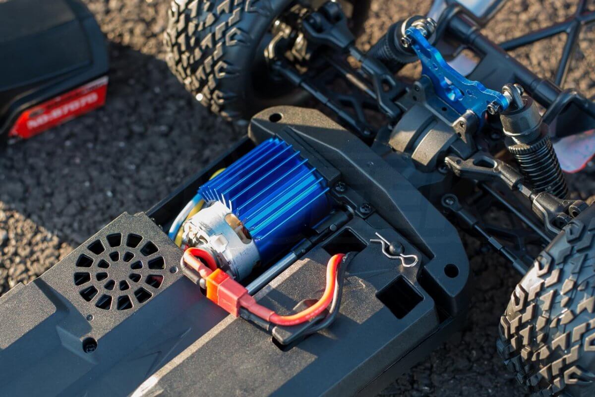 BSD Racing Prime Desert Assault review brushed motor batteries
