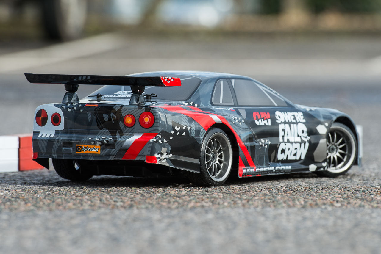 HPI Racing E10 Drift Nissan GT-R R34 Review hard parked rear