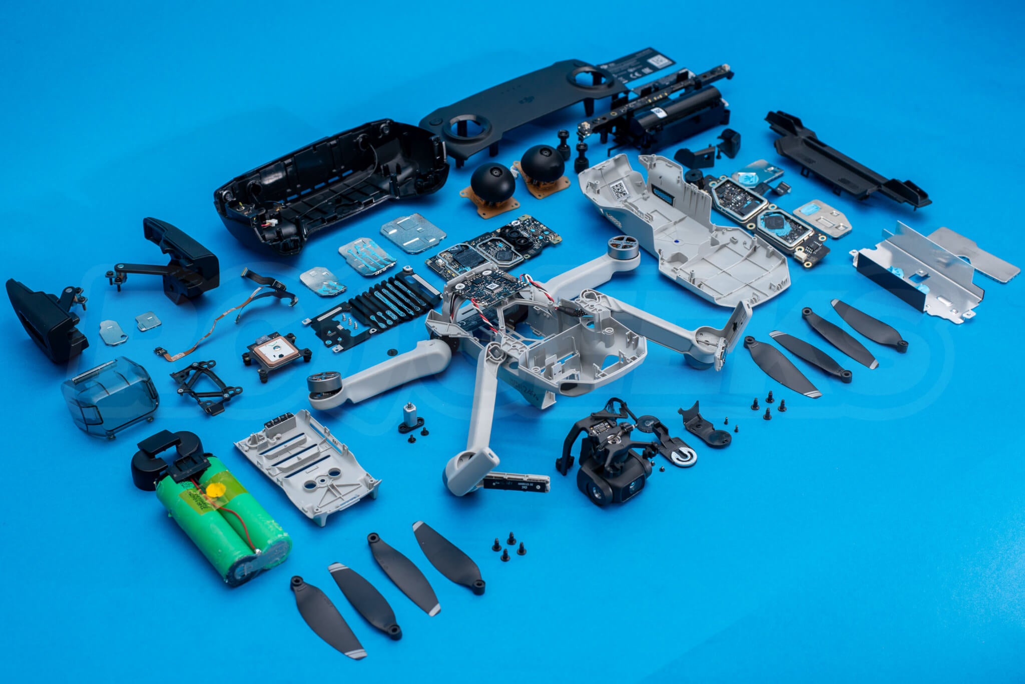 DJI Mavic Mini drone teardown guide repair detail feature