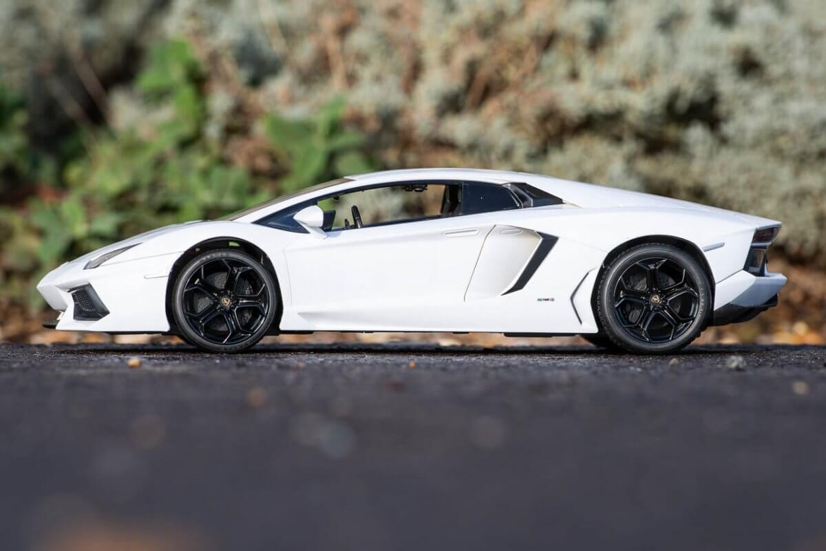 Rastar 1/14th scale car