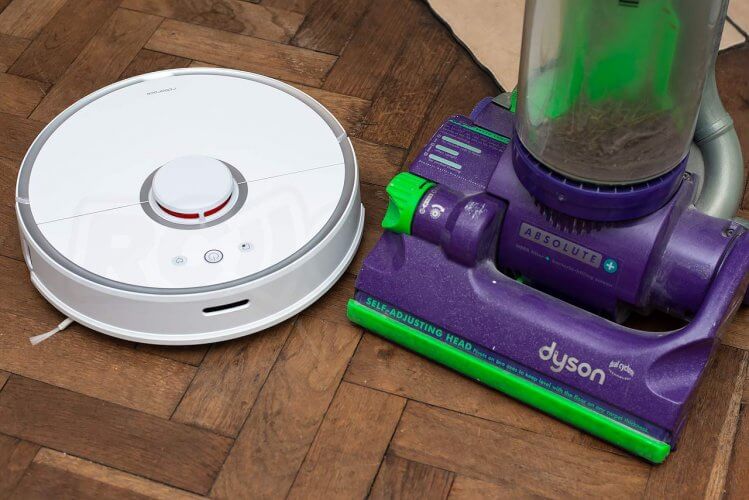Roborock 2 Vacuum Cleaner Review dyson