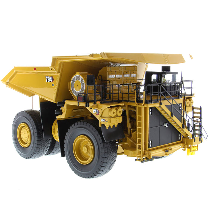 1:50 Caterpillar 794 AC Mining Truck — Masters America