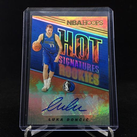2018-19 Hoops LUKA DONCIC Hot Signatures Rookie Auto
