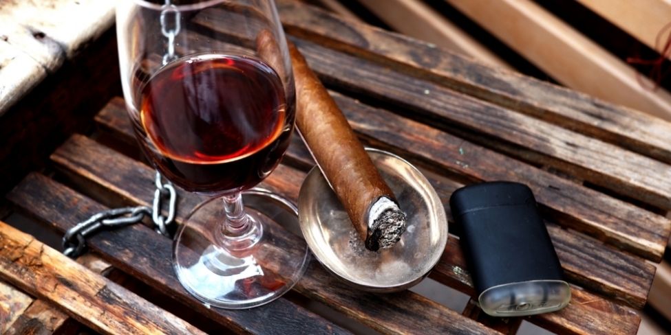 accorder vin et cigare