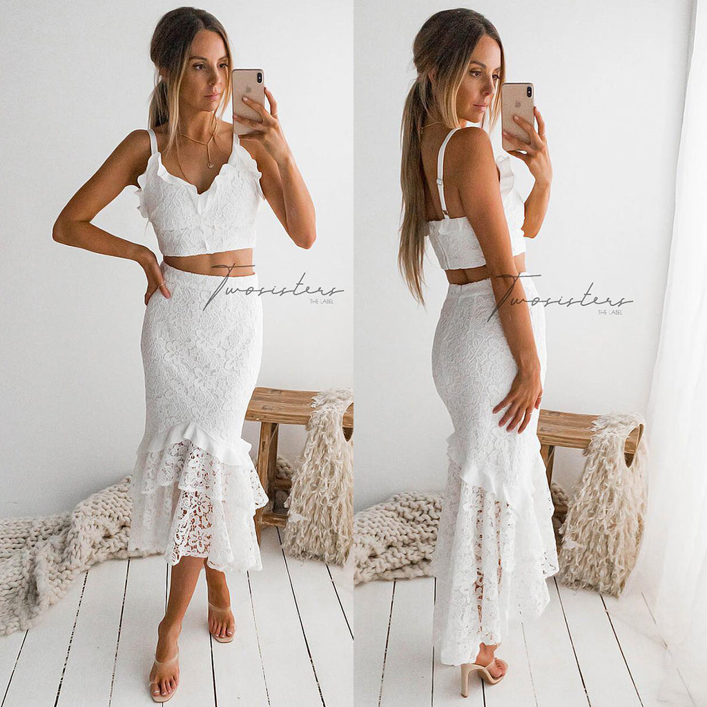 white two piece set