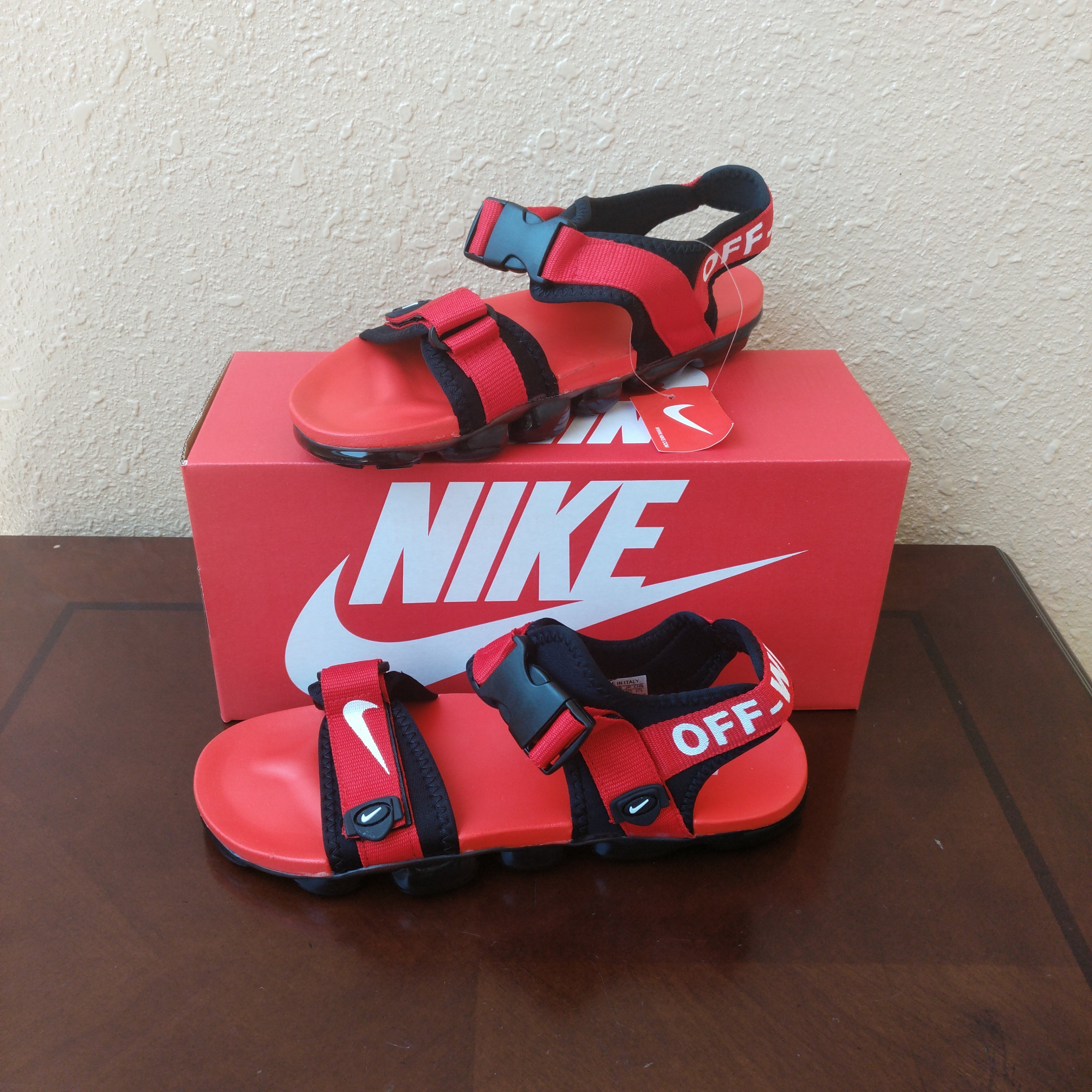 nike sandals red