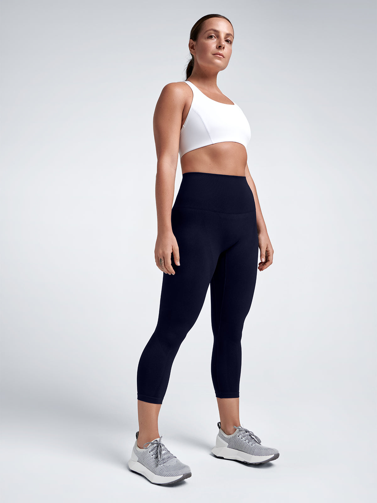 THE STREAMLINE 8/8 Legging Navy – LNDR US