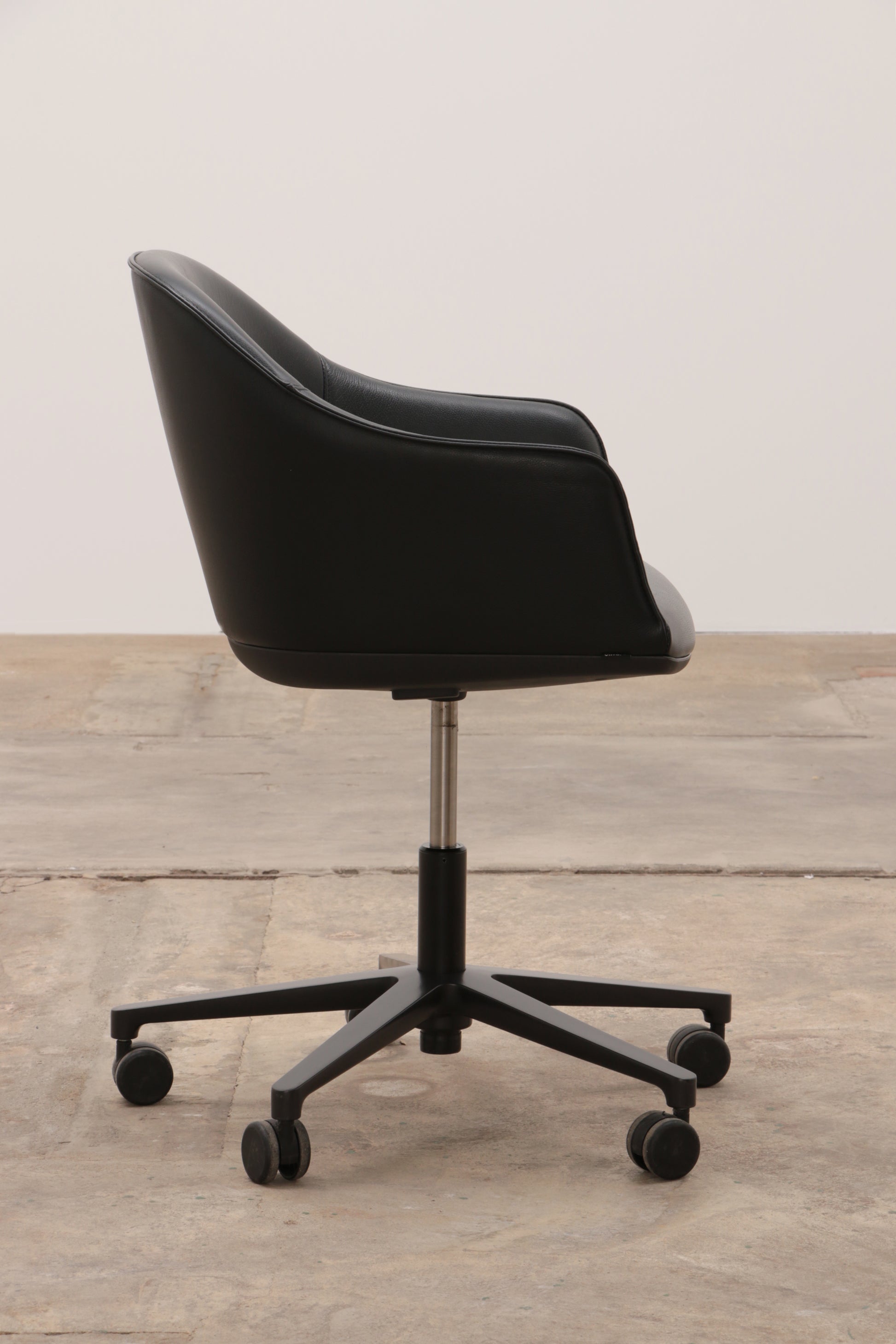 Generator bang menu Vitra softshell office chair design by Ronan &amp; Erwan Bouroullec. –  Timeless-Art