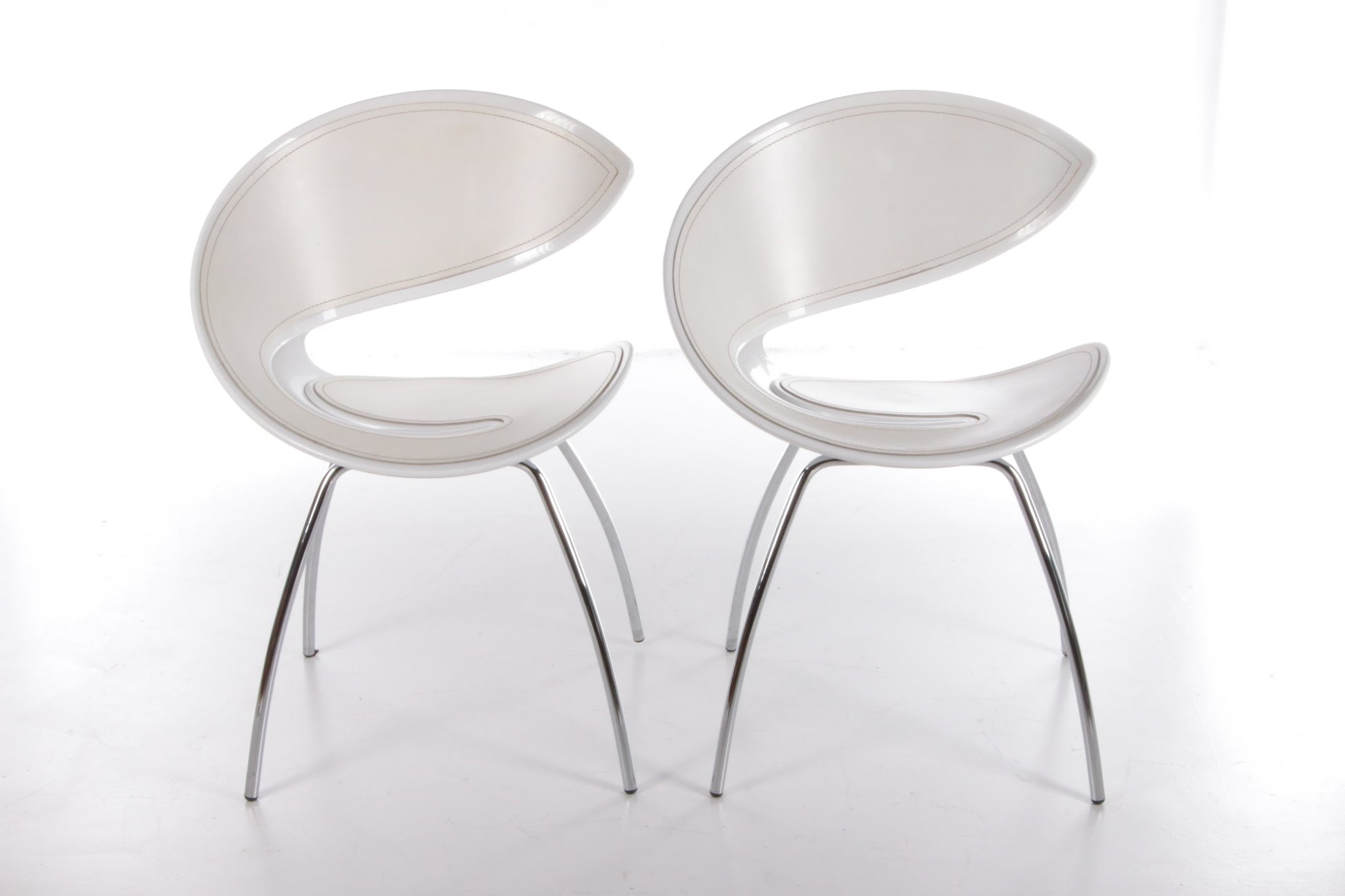 binden Afscheid Met opzet Set of Italian dining chairs Model Twist with leather and chrome legs. –  Timeless-Art