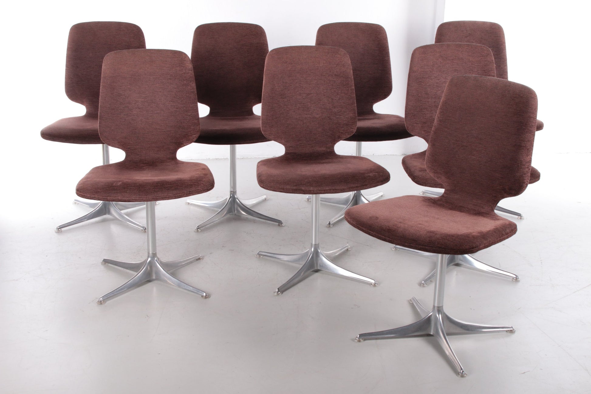 Nadruk Schijnen Valkuilen Set of 8 Chairs with table by Horst Bruning Chair Model Sedia for cor. –  Timeless-Art