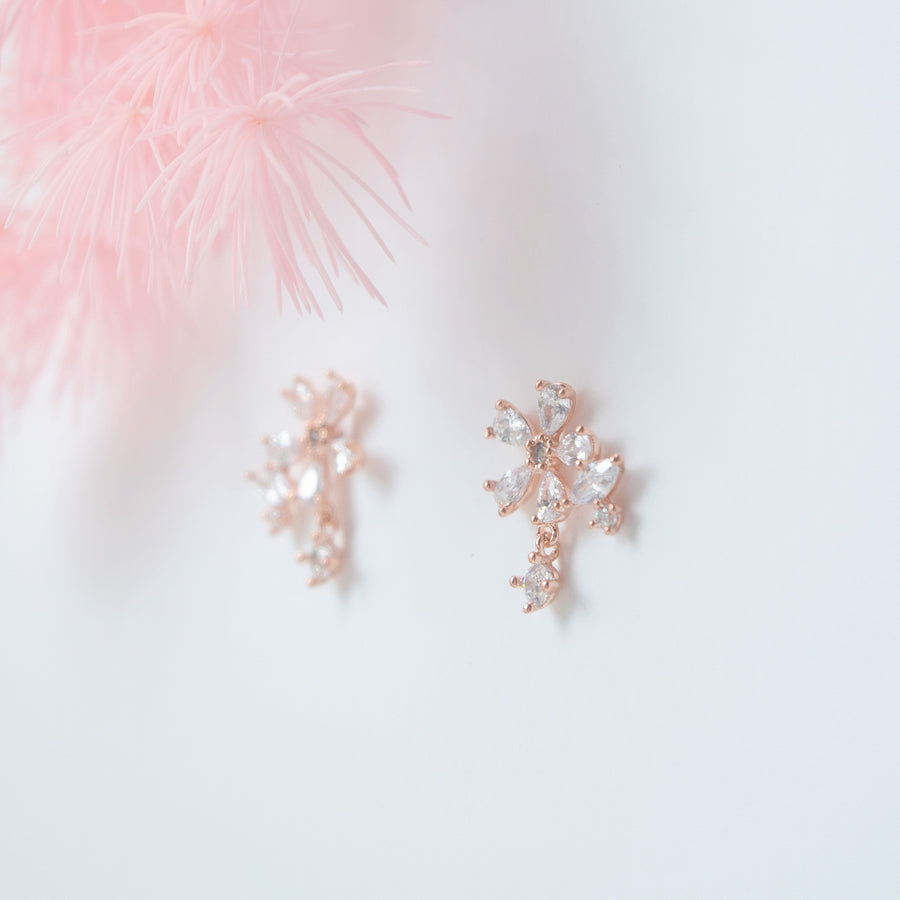 Rose Gold Made in Korea Earrings Korean Anting Cubic Zirconia Bride Bridal Dinner 925 Sterling Silver Fashion Costume Jewellery Online Malaysia Shopping Trendy No Piercing Special Perfect Gift From Heart For Your Loved One Accessory Gift for her Rose Gold Korea Made Earrings Korean Jewellery Jewelry Local Brand in Malaysia Cubic Zirconia Dainty Delicate Minimalist Jewellery Jewelry Bride Clip On Earrings Silver Christmas Gift Set Xmas Silver present gift for her gift ideas cny chinese new year