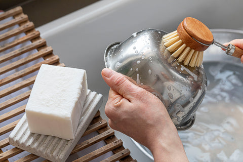 savon solide pour la vaisselle bloc vaisselle solid dish soap laver biodégradable écologique local sans phosphate sans contenant québec