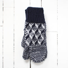 Knitted Newfoundland Trigger Mittens