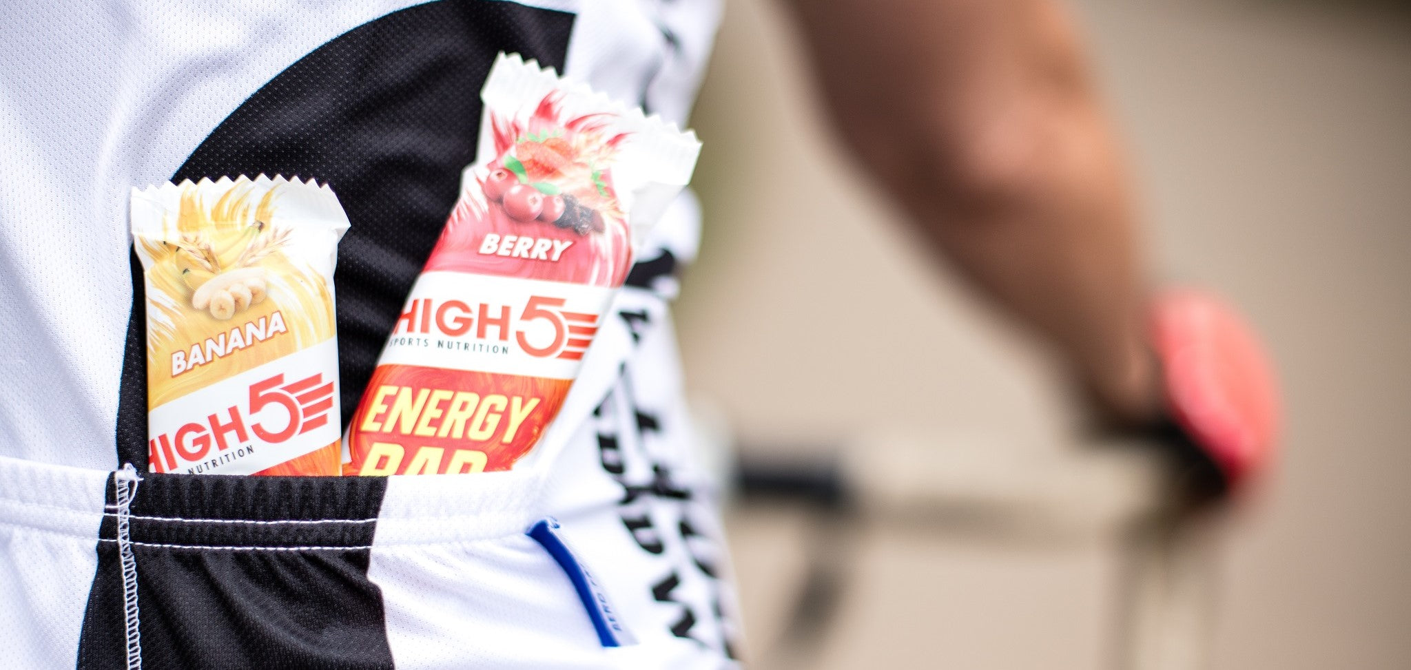 HIGH5 Energy Bars in a cycling jersey