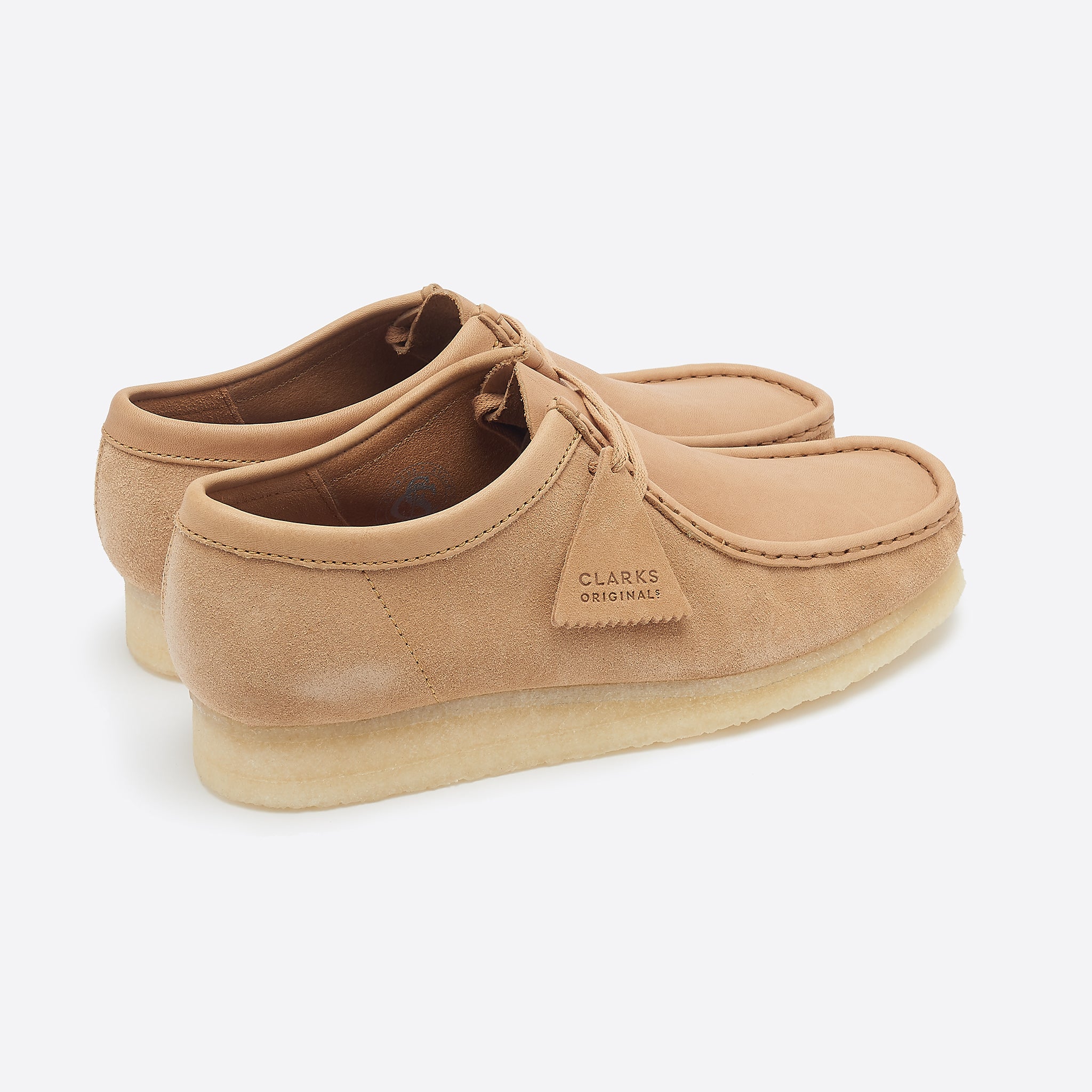 clarks wallabees tan