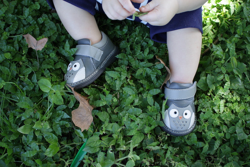 infant squeaky shoes