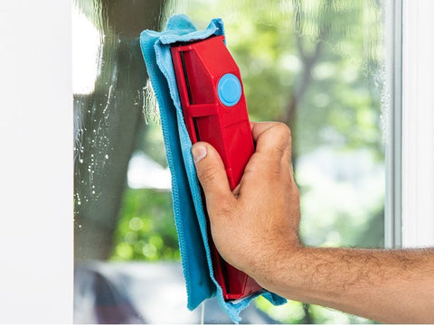 Magnetic Window Cleaner vs HOBOT – USA