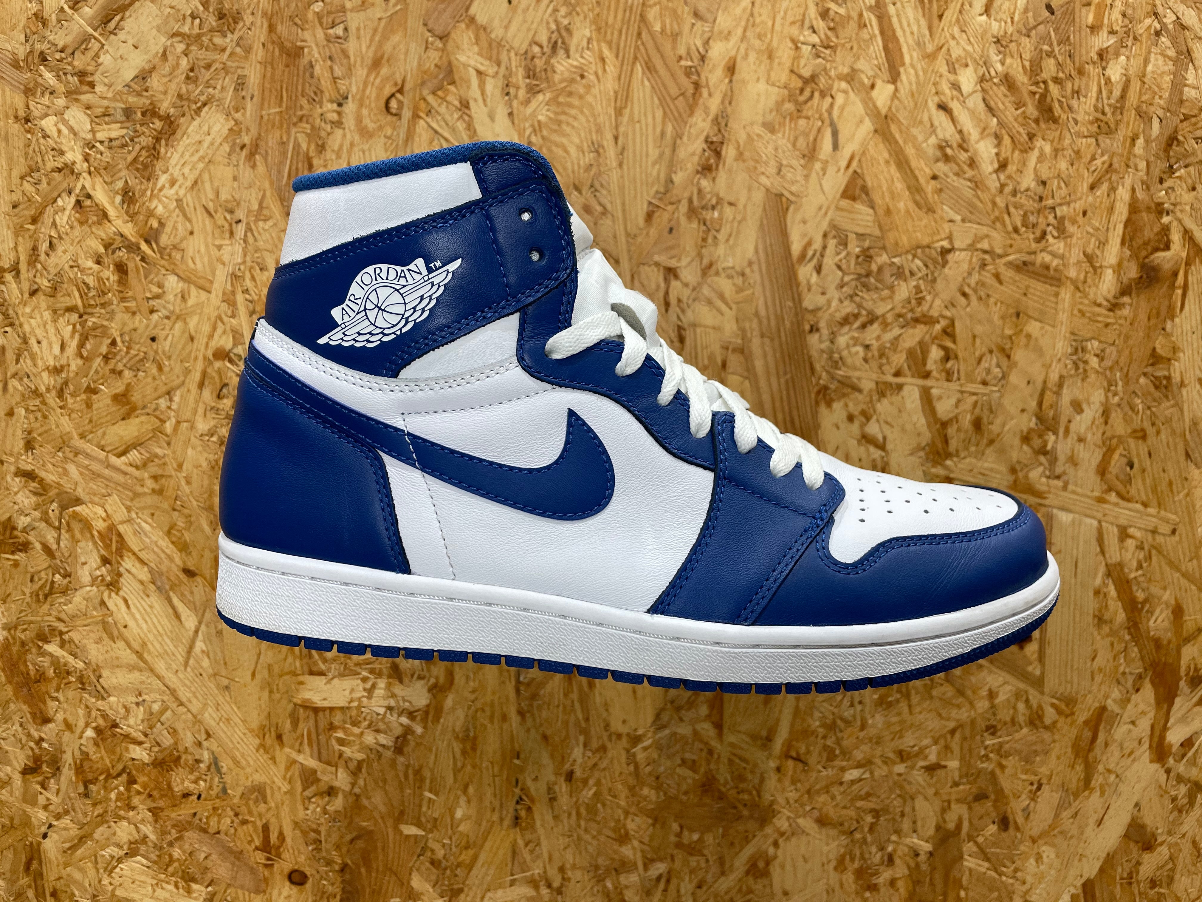 air jordan storm blue