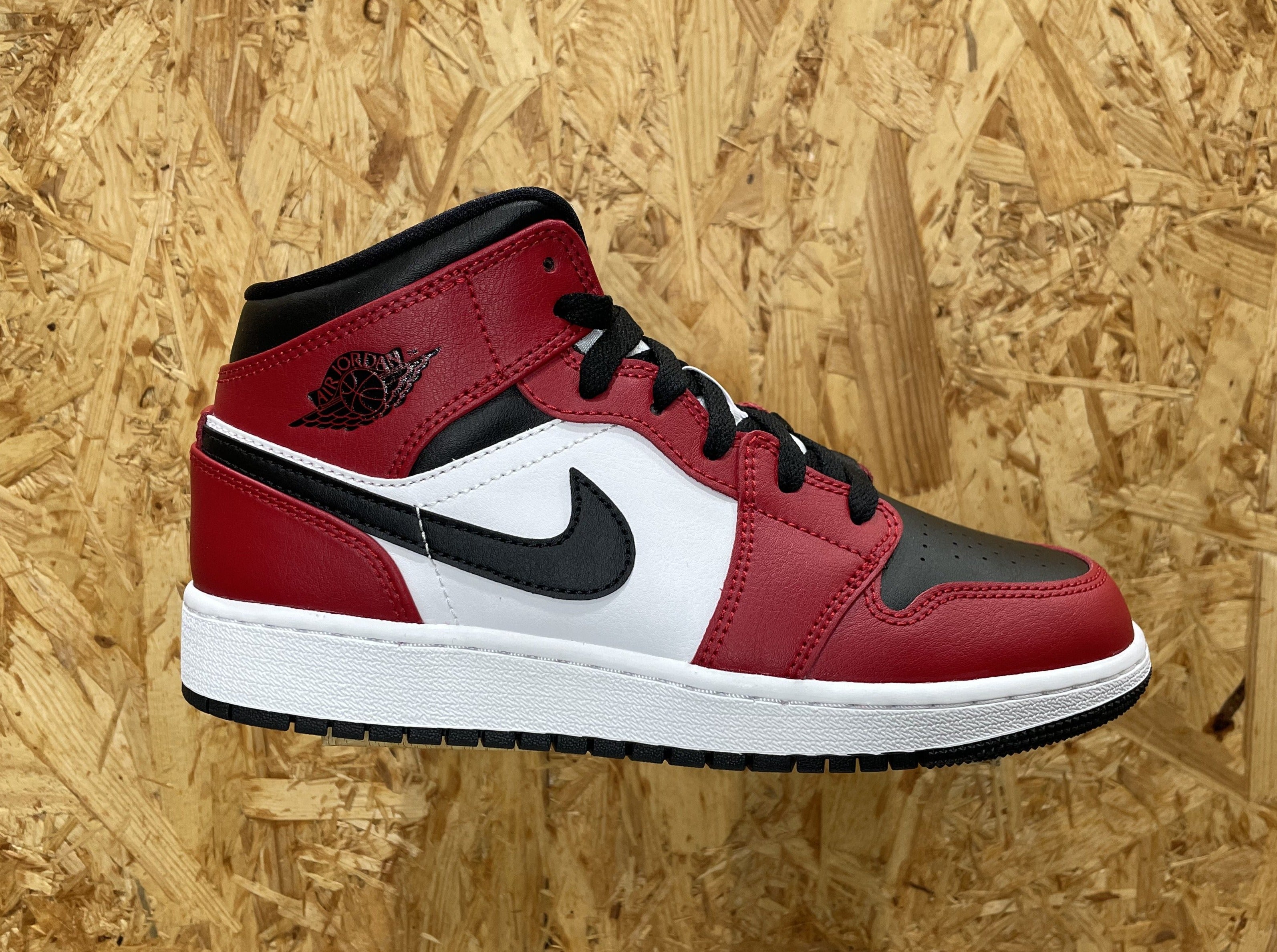 Air Jordan 1 Mid GS 'Chicago Black (GS) 069 – The Sneaker Store Brighton