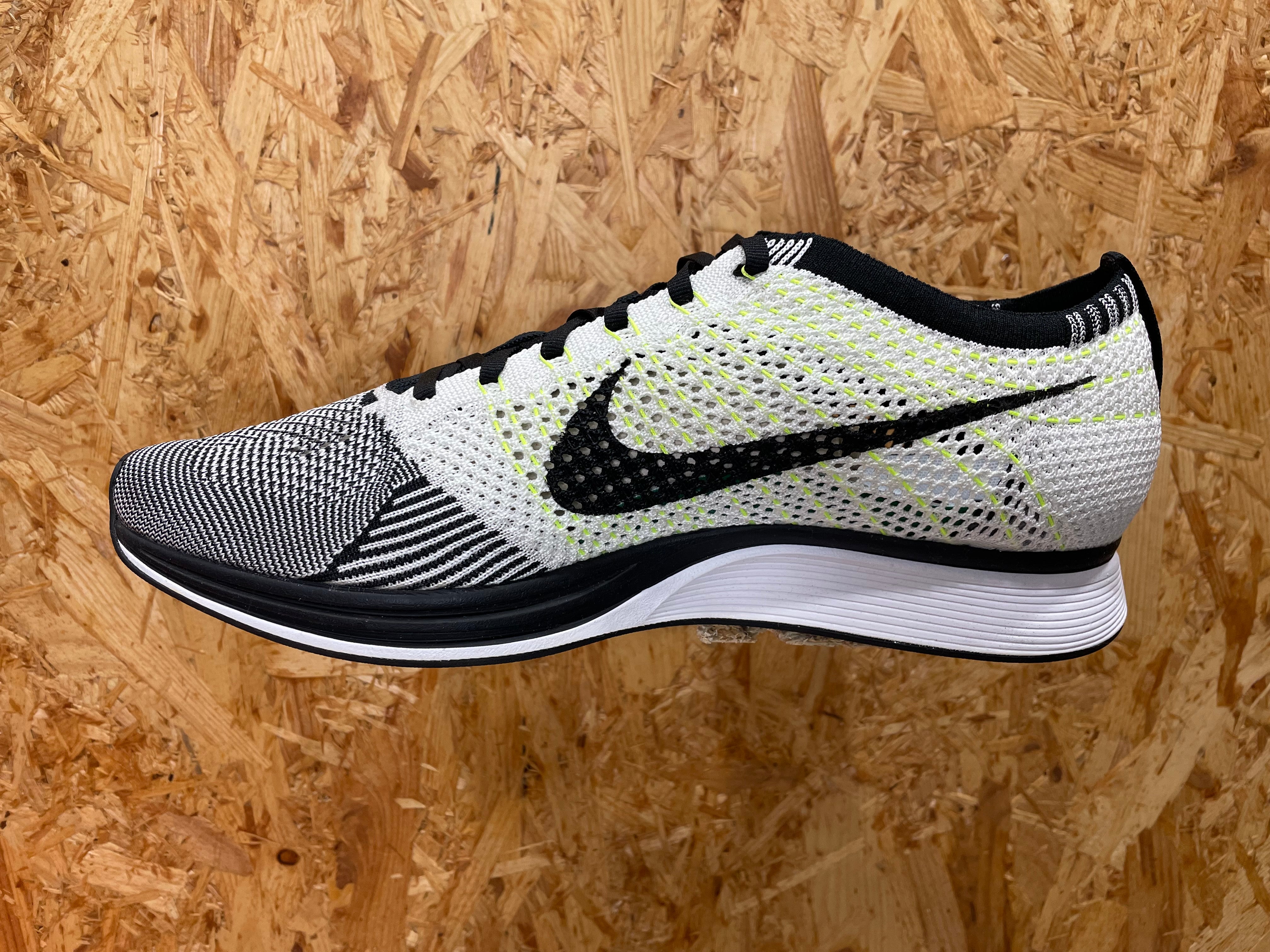 Nike Flyknit racer "Orca Volt" (M) 011 – The Store Brighton