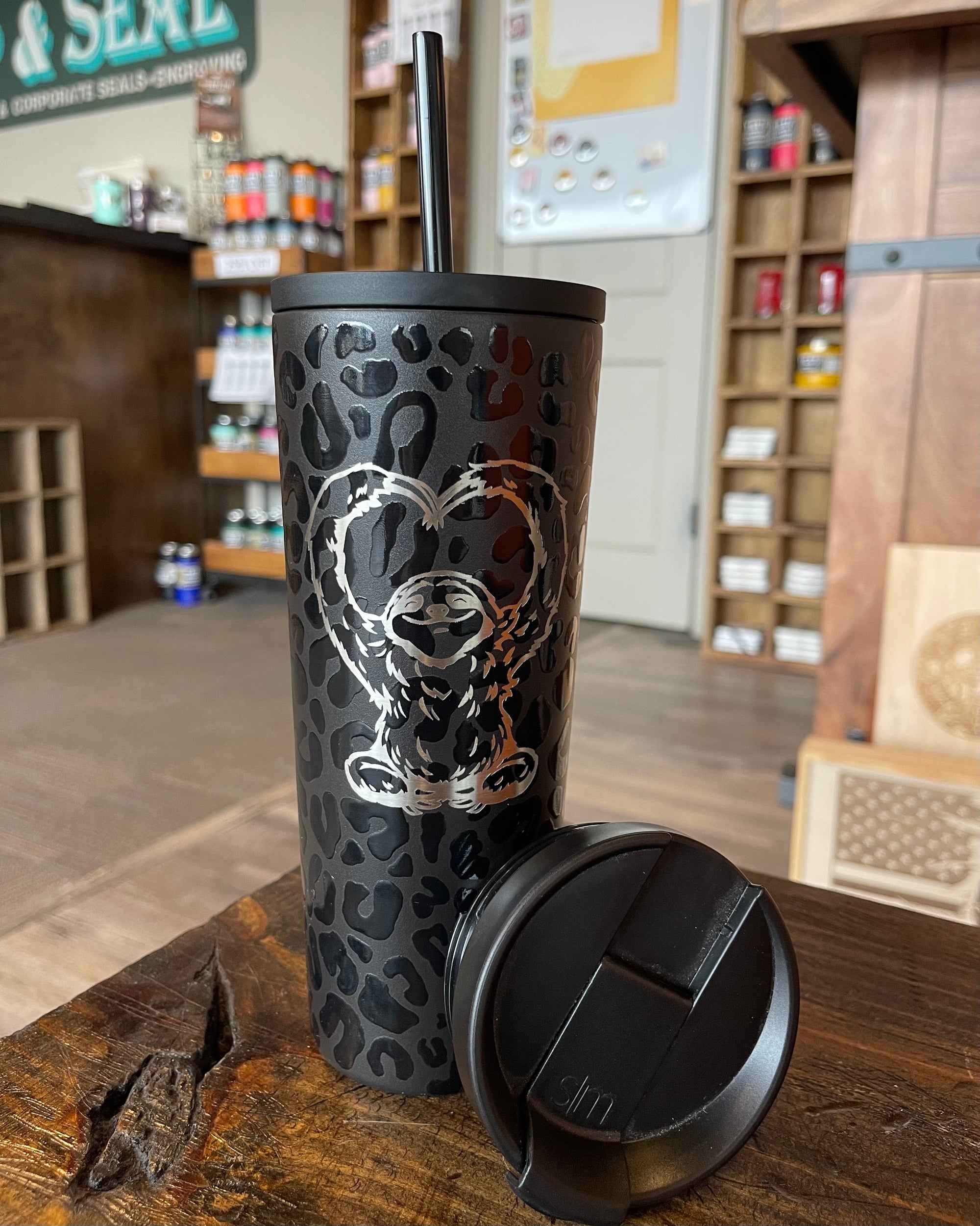 Leopard Vinyl 24oz Simple Modern Insulated Stainless Steel Classic Tumbler  With Straw 