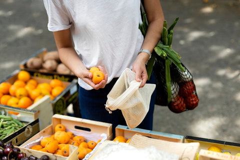 plastic-free grocery shopping