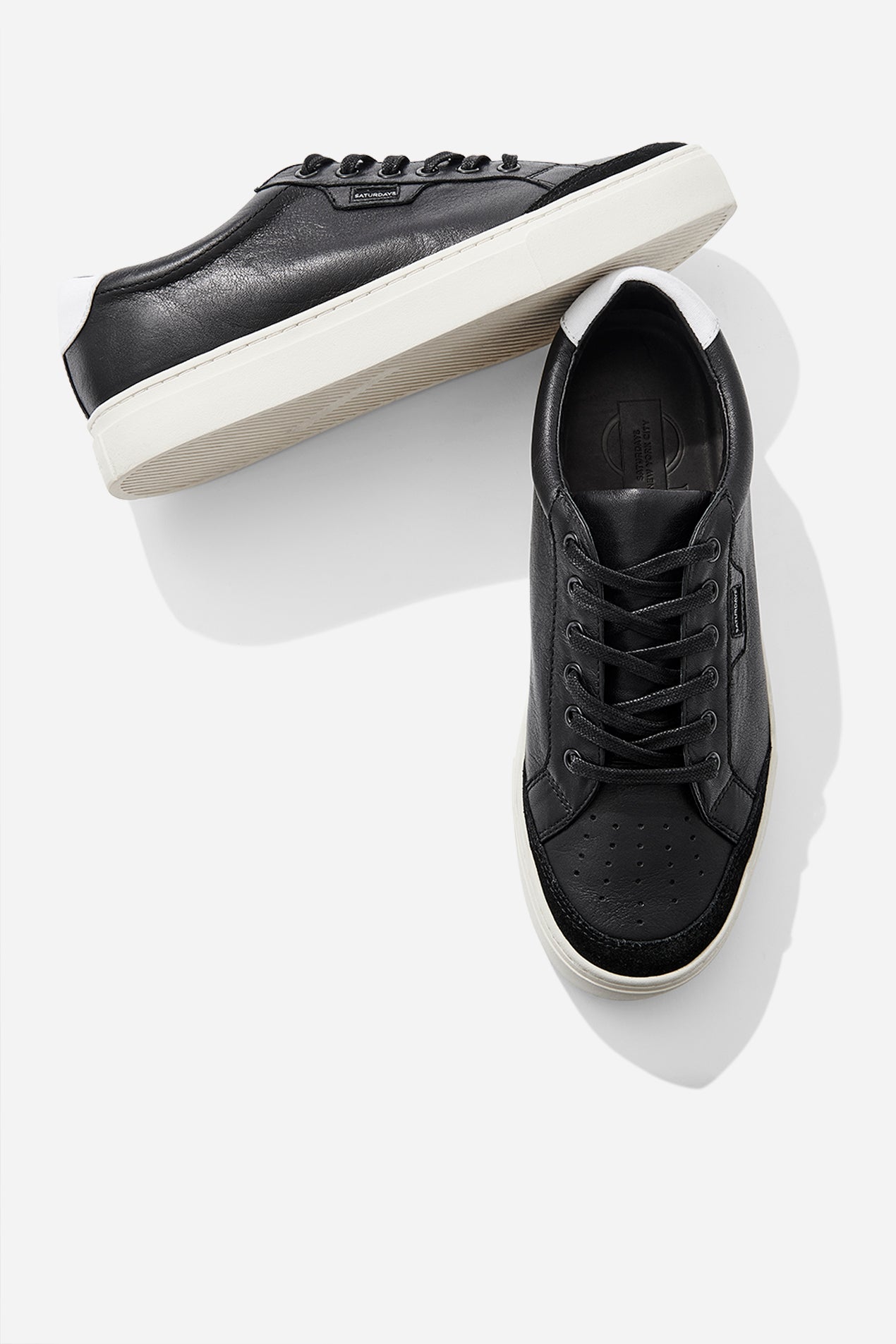 leather sneaker