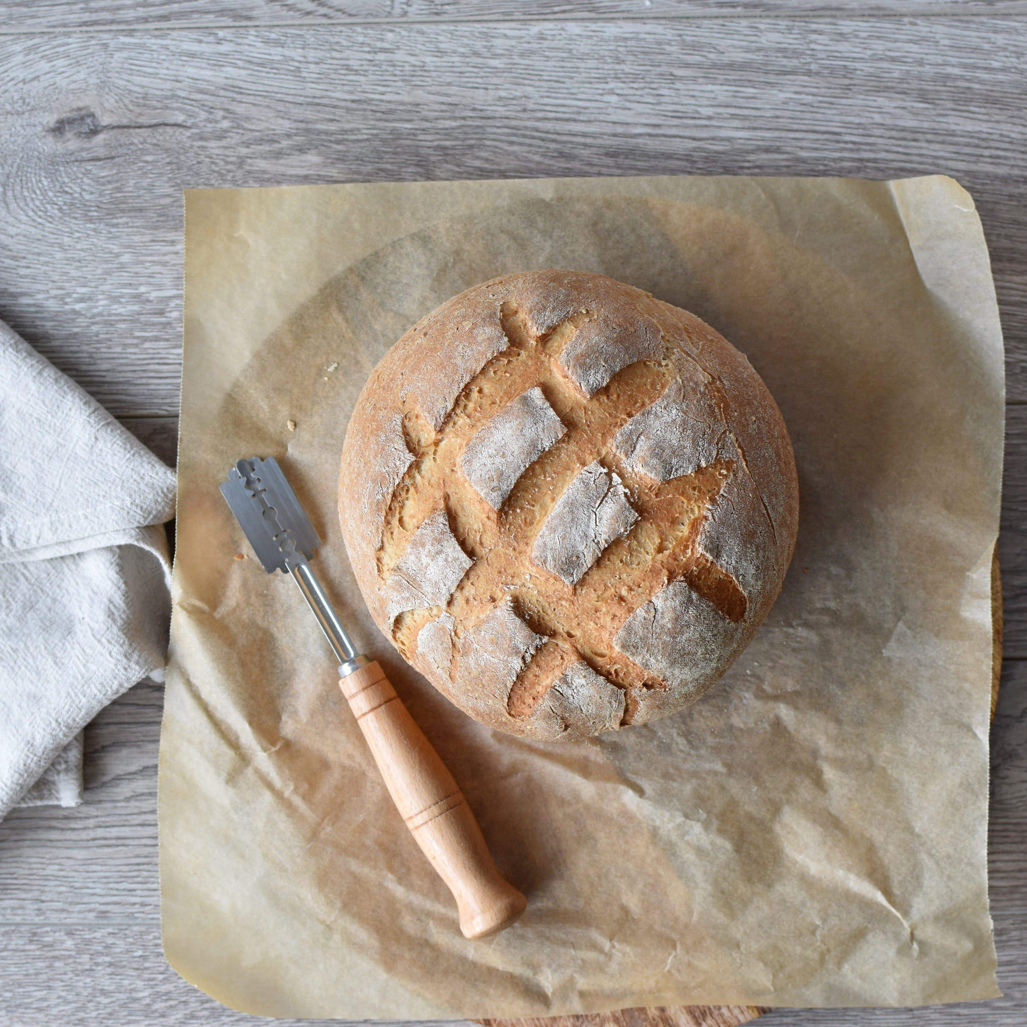 lame bread knife