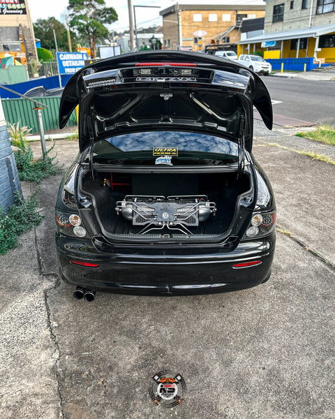 Holden Commodore VX with ks racing air ride air suspension kit