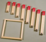Las barras de estiramiento de punto de aguja forman un marco