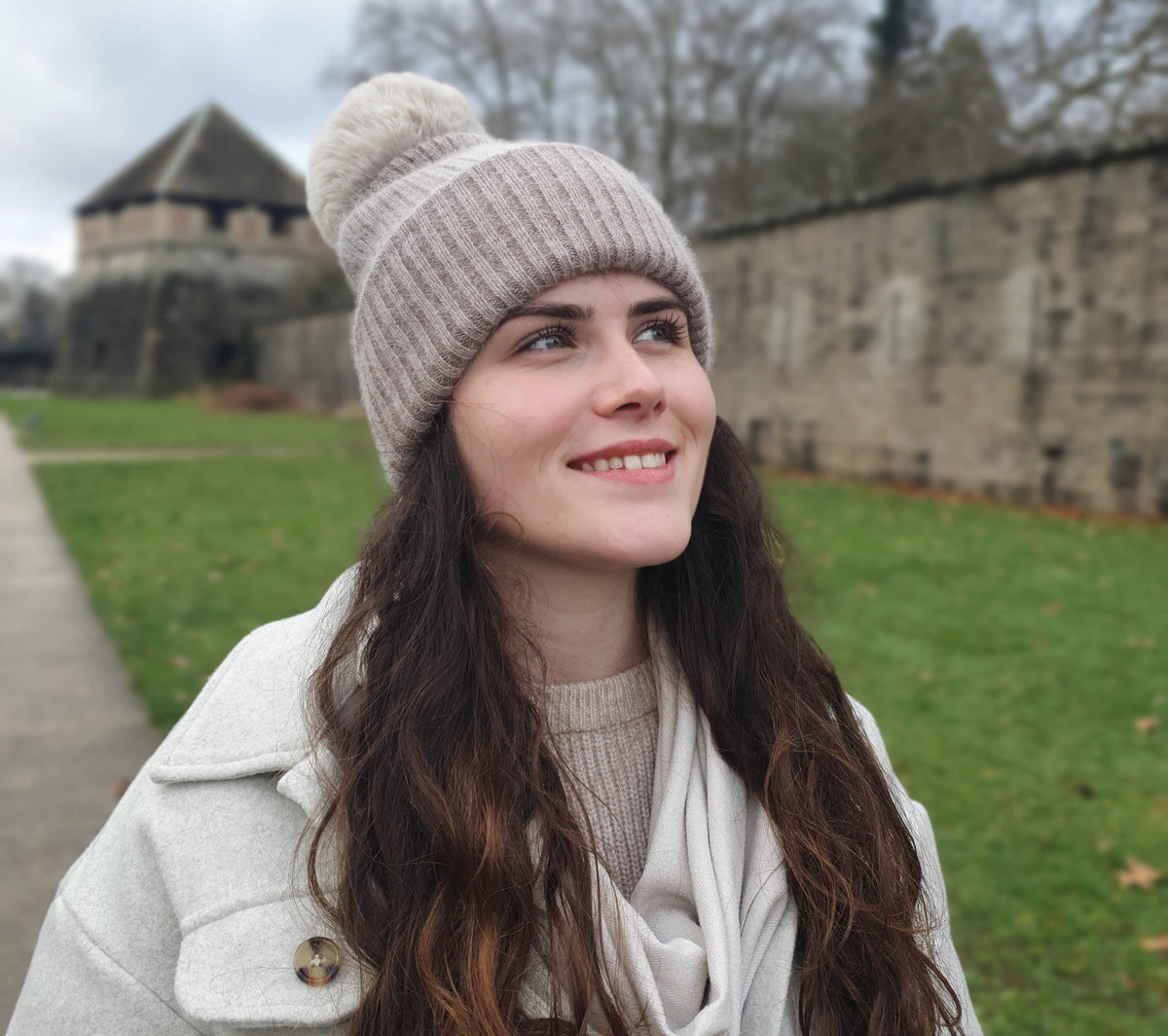 bonnet cachemire femme taupe