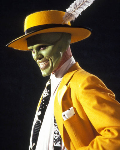 La máscara Jim Carey con traje amarillo y máscara verde  