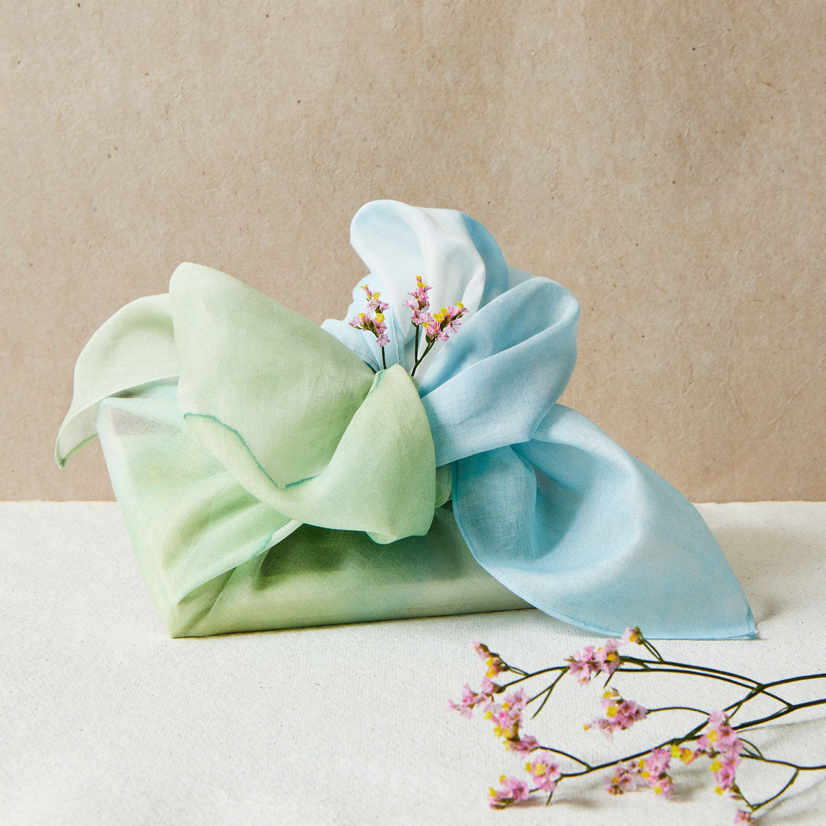 furoshiki-wrapping-cloth-life-collection-wisdom-wrapped-gift-chocolate-ma-space-design-tsutsumi-revolution