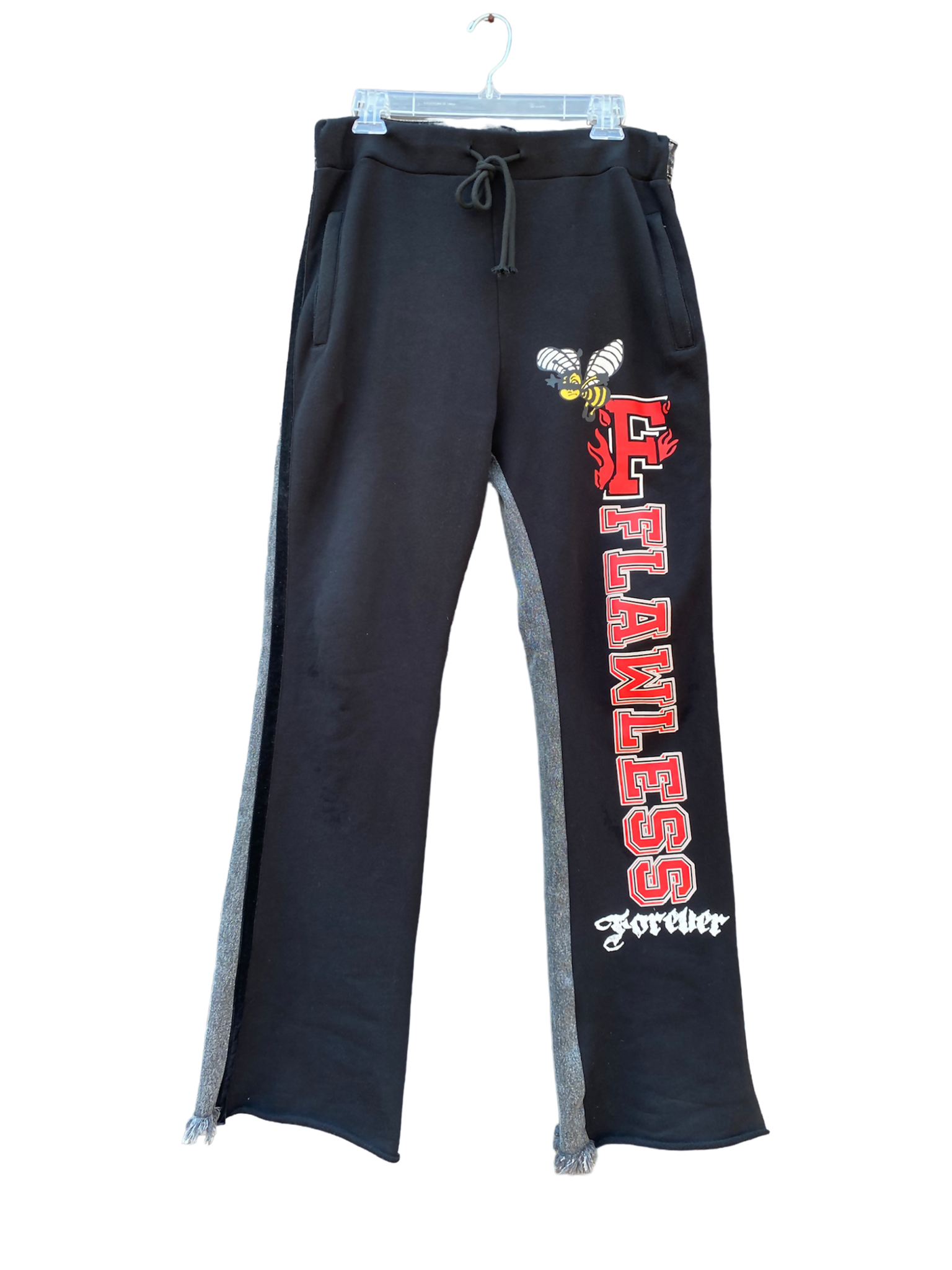 QTFL FLARE SWEATS (BLK) – Quarterfinal