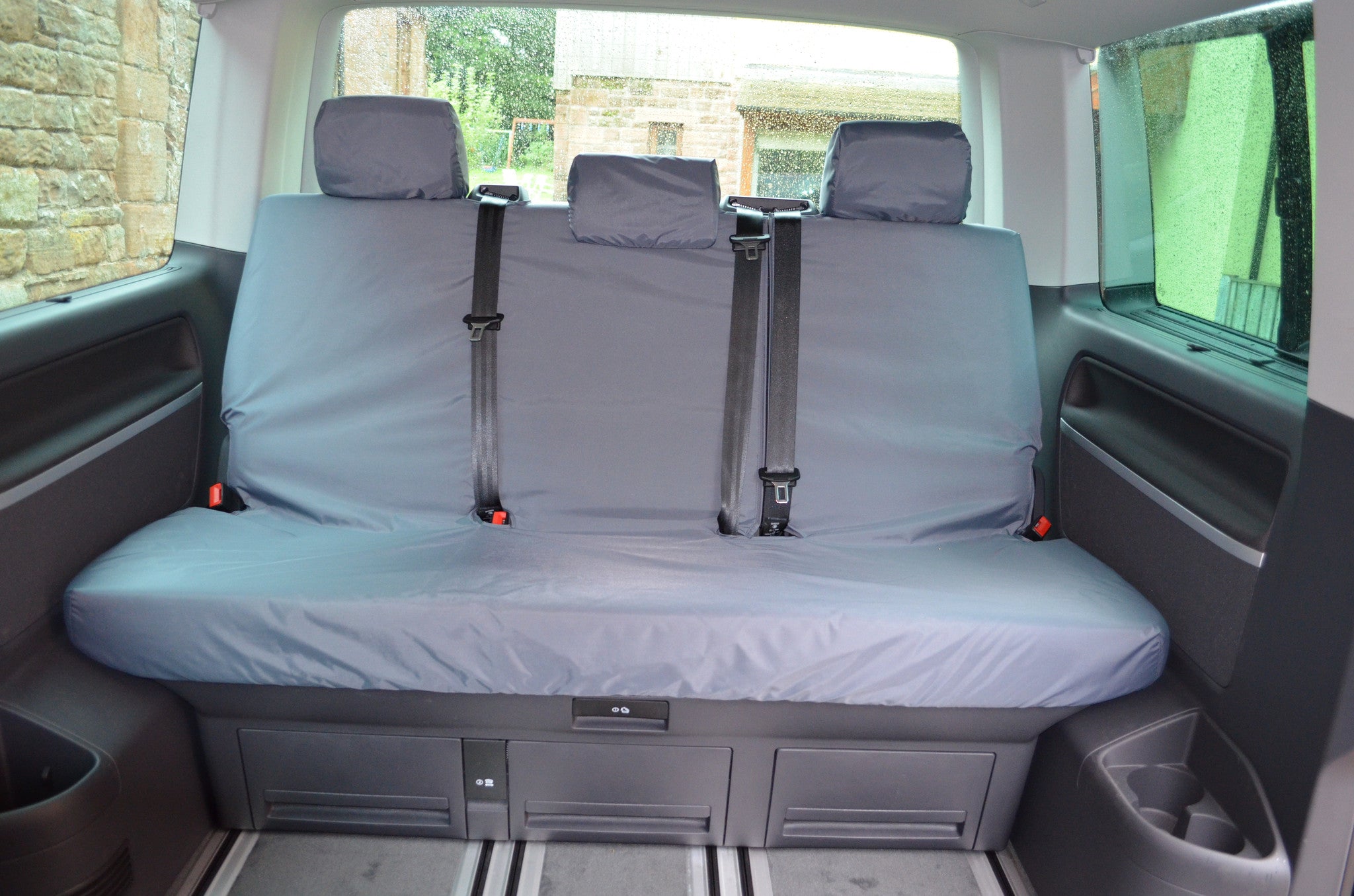 Volkswagen Caravelle Seats