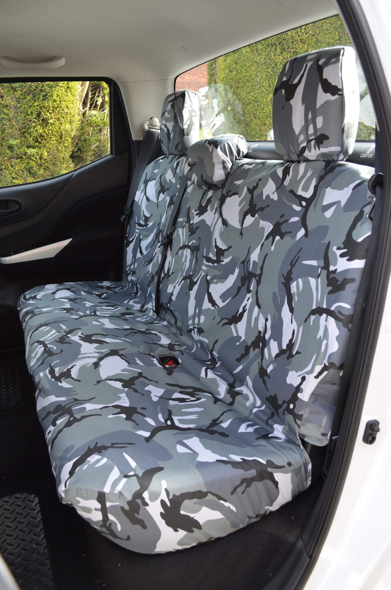 Nissan Navara NP300 Double Cab 2016+ Tailored Waterproof Seat Covers