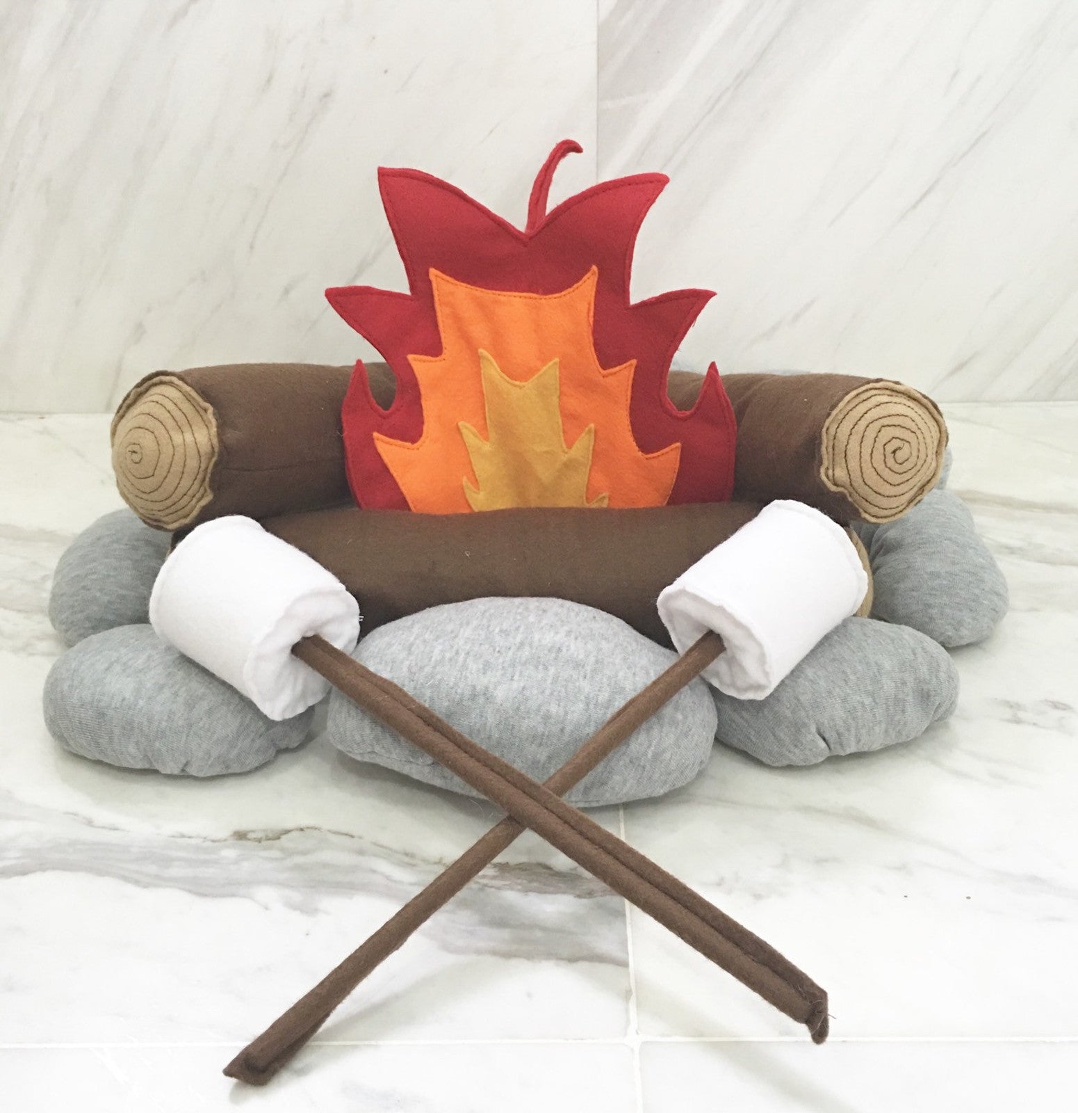 2850 Handmade Campfire Kids Set 1 ?v=1571267410