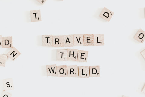 Scrabbelbuchstaben Travel the world