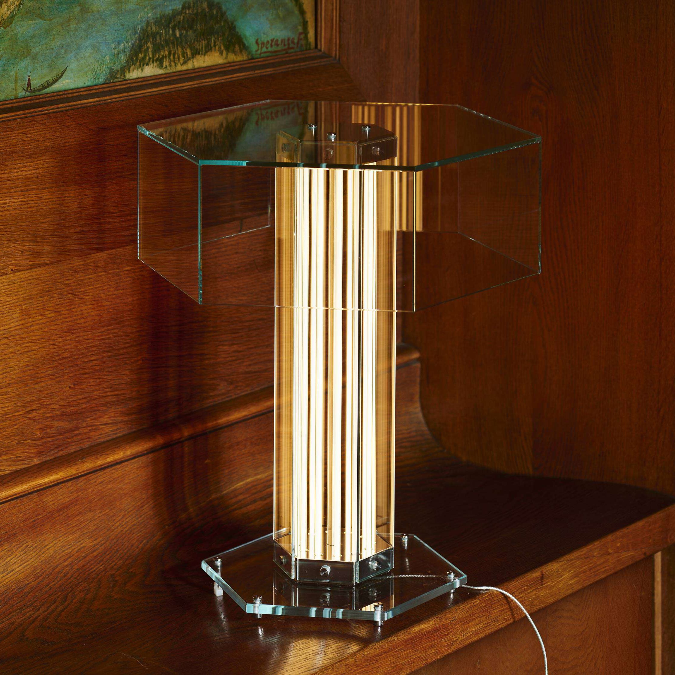 Superwire LED Lamp for Your Table