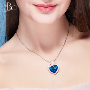 Como hada pasajero ▷ Collar corazón azul zafiro con cristales Swarovski – BREEZE Jewelry