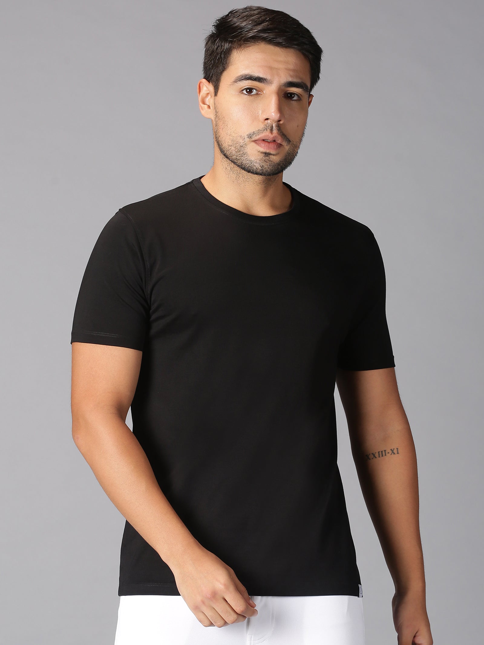 SUPIMA COTTON BLACK SOLID SLIM FIT T.SHIRT – JDC Store Shopping