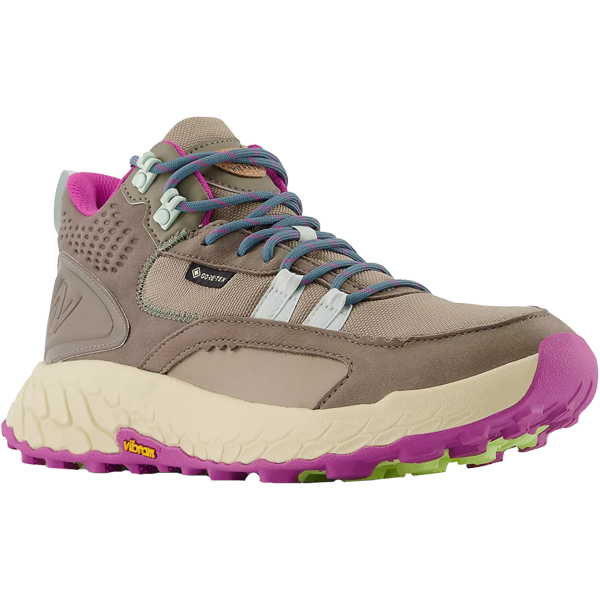 Hiking Shoe W.png__PID:55c7811f-b5ea-44d5-804f-f1e9a5662815