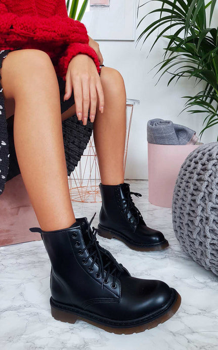 flat black lace up ankle boots womens