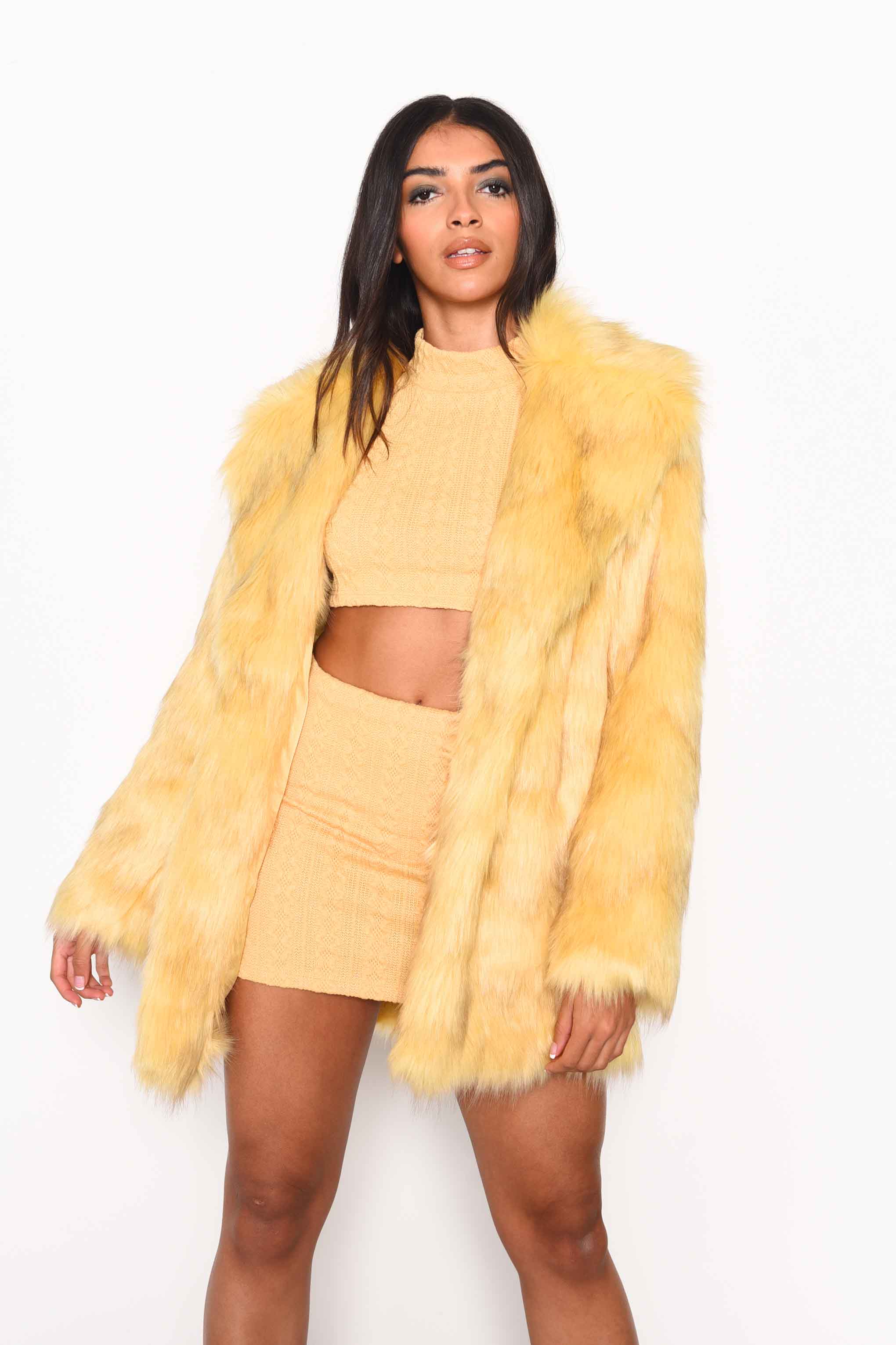 Glamorous Light Yellow Faux Fur Coat with Lapel Collar