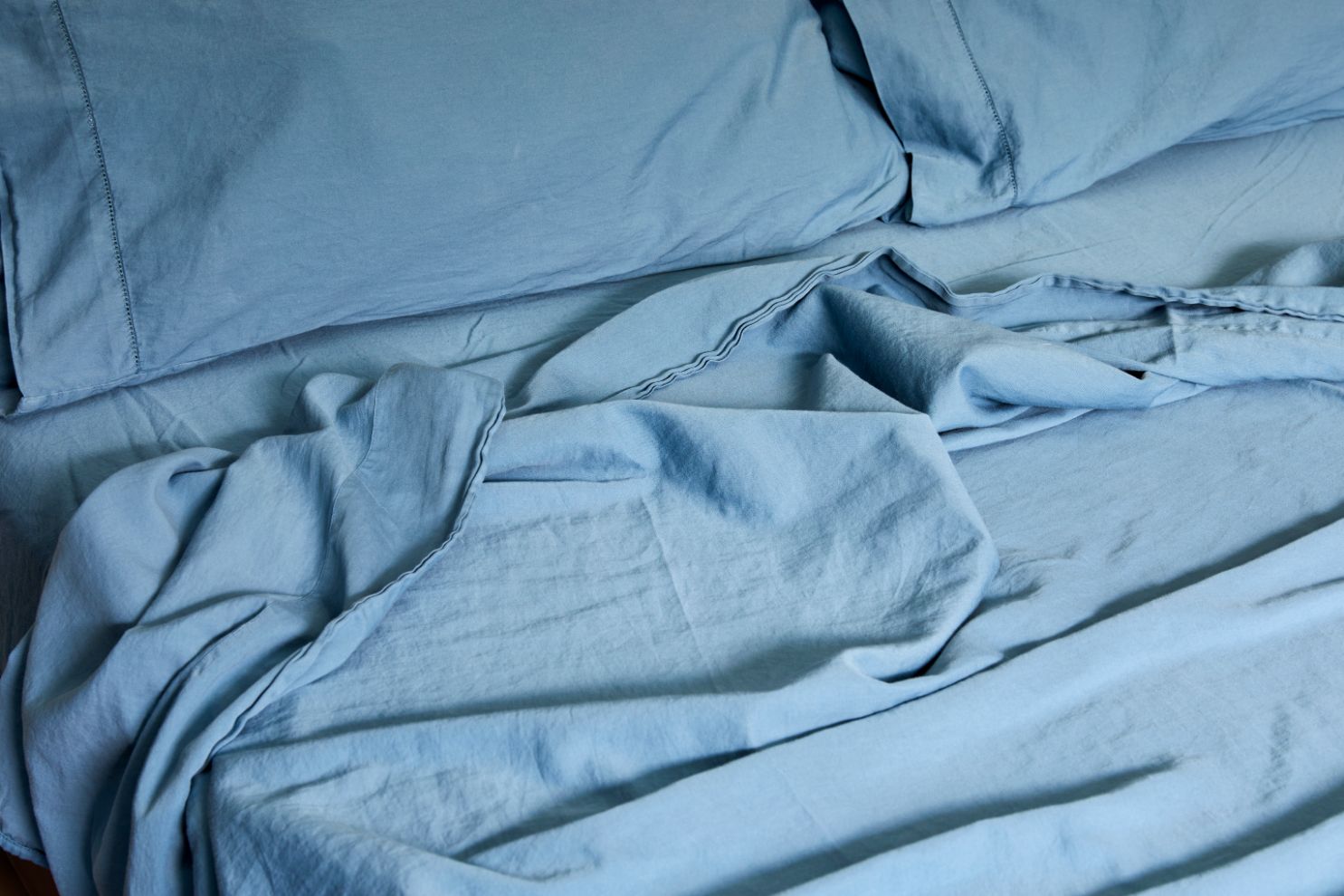 What Color Sheets Go With Grey Comforters? Best Combination For Your B –  Organic Textiles